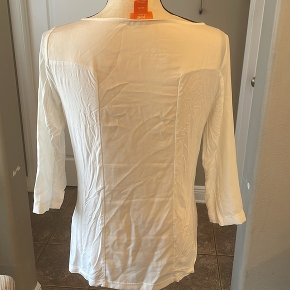 EUC Joe White  3/4 Sleeve Womens Blouse Size xsmall - Picture 4 of 7